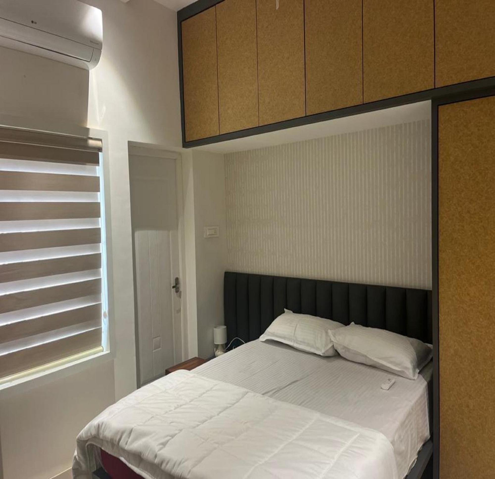 Thulasi Avenue Inn Pollachi Ngoại thất bức ảnh