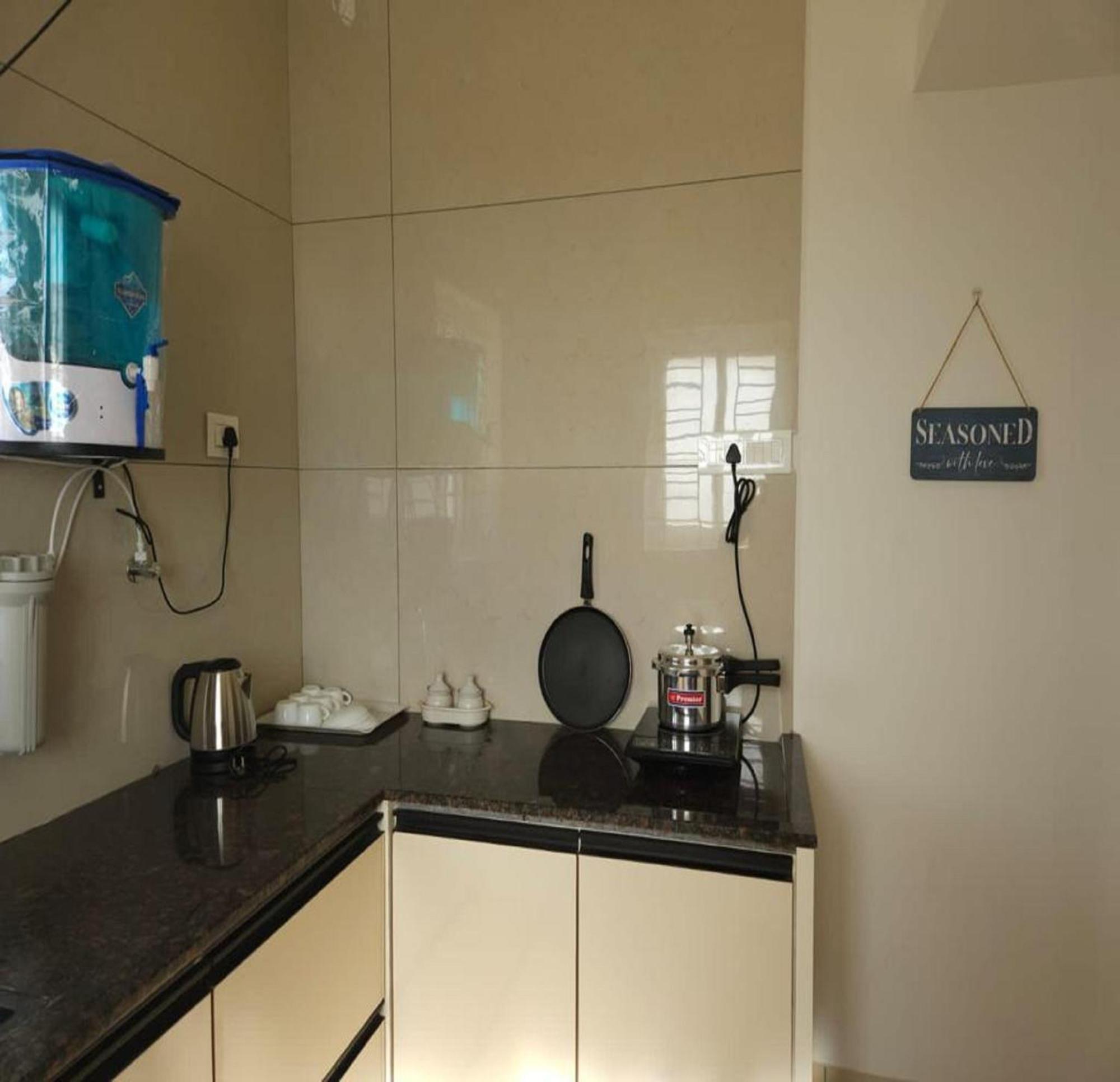 Thulasi Avenue Inn Pollachi Ngoại thất bức ảnh